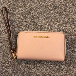 Micheal Kors Pink Wristlet